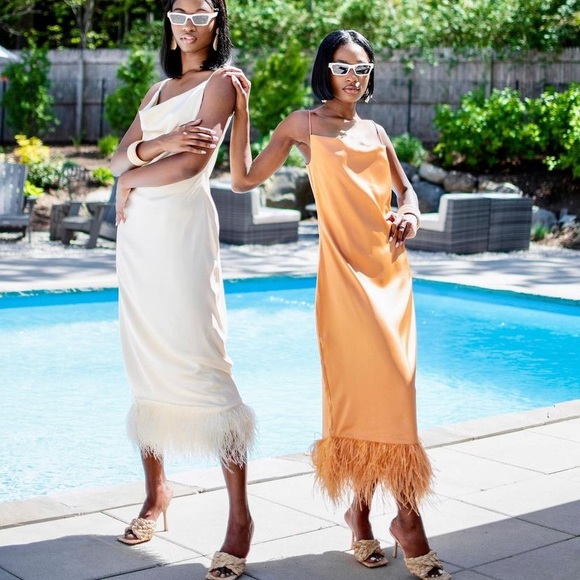 Ivory Dress w/ Feathers - Picture 5 of 5